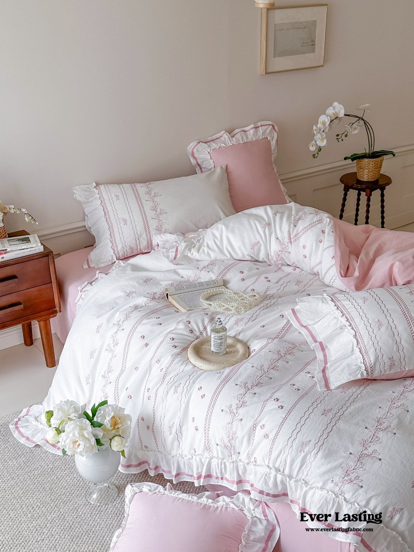Embroidered French Lace Ruffle Duvet Cover / Blue