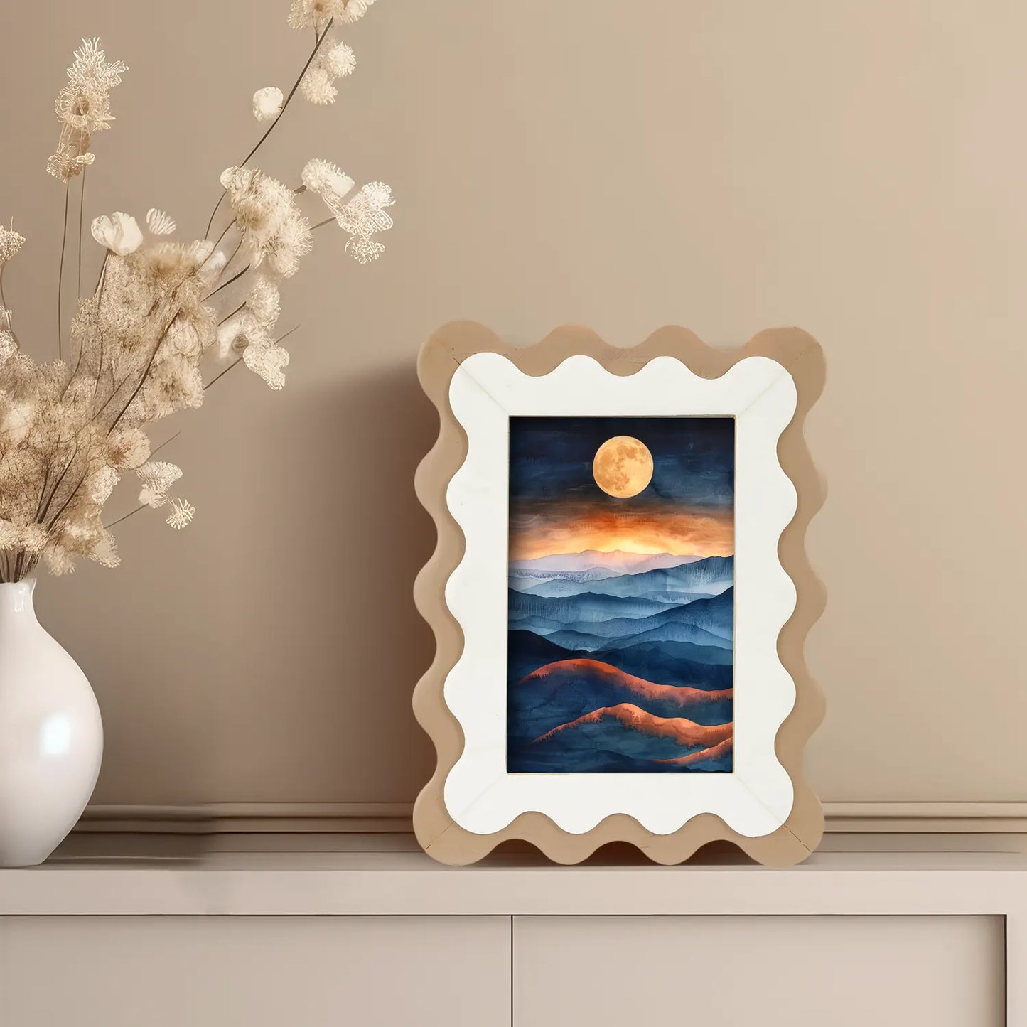 Sophia Scallop Picture Frame
