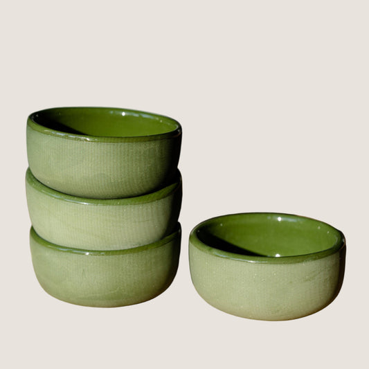 Handmade Porcelain Pinch Bowl. Green