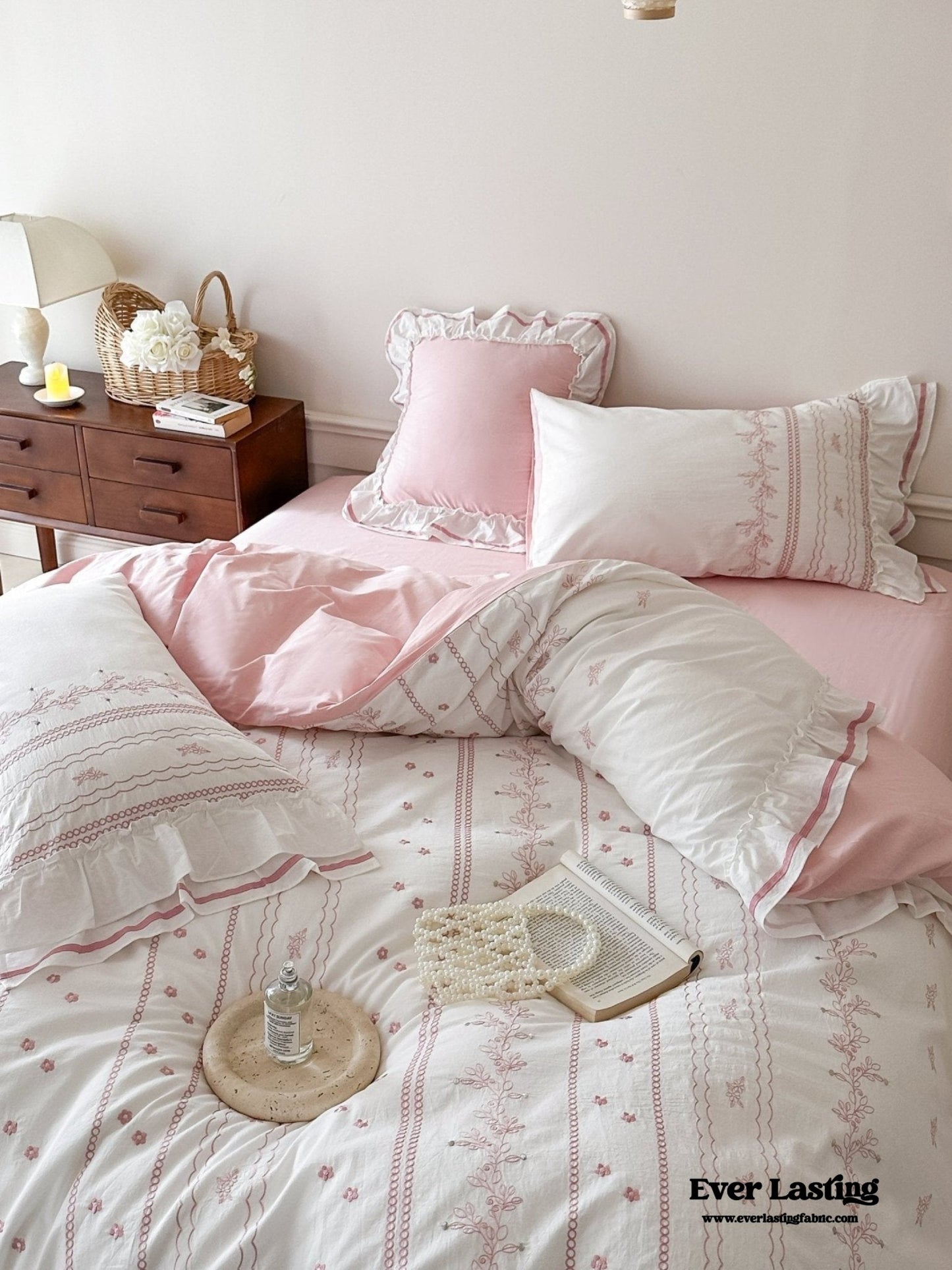Embroidered French Lace Ruffle Pillowcases / Blue