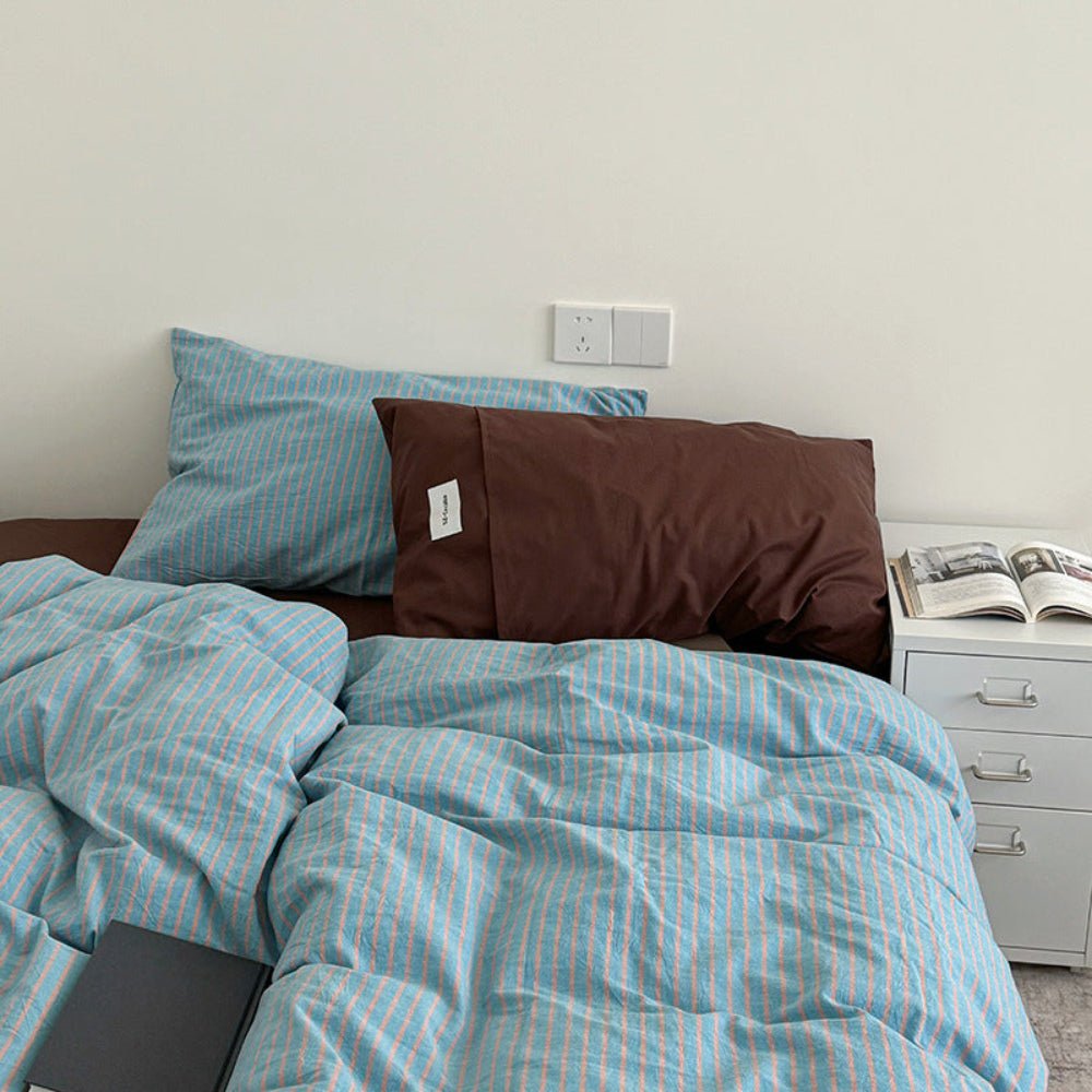 James Striped Bedding Set