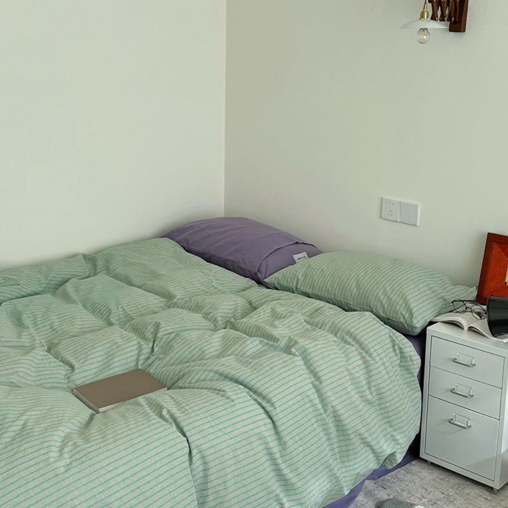 James Striped Bedding Set
