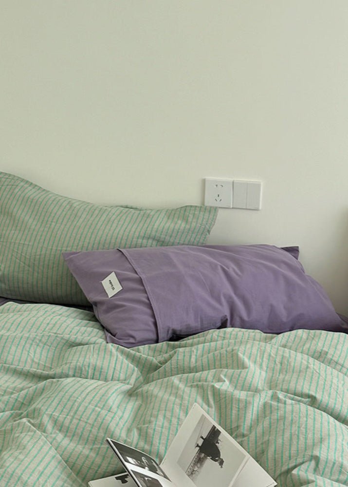 James Striped Bedding Set