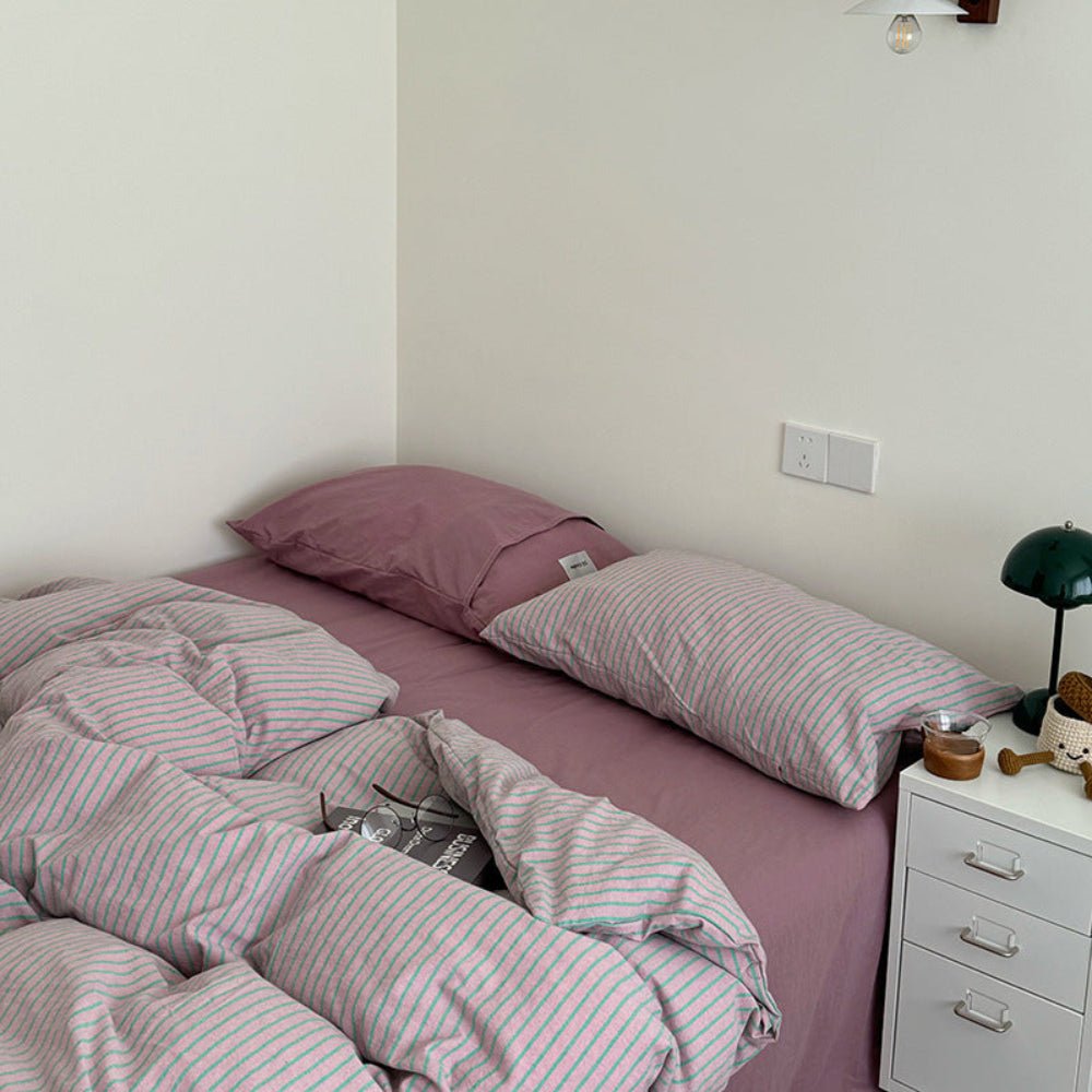 James Striped Bedding Set