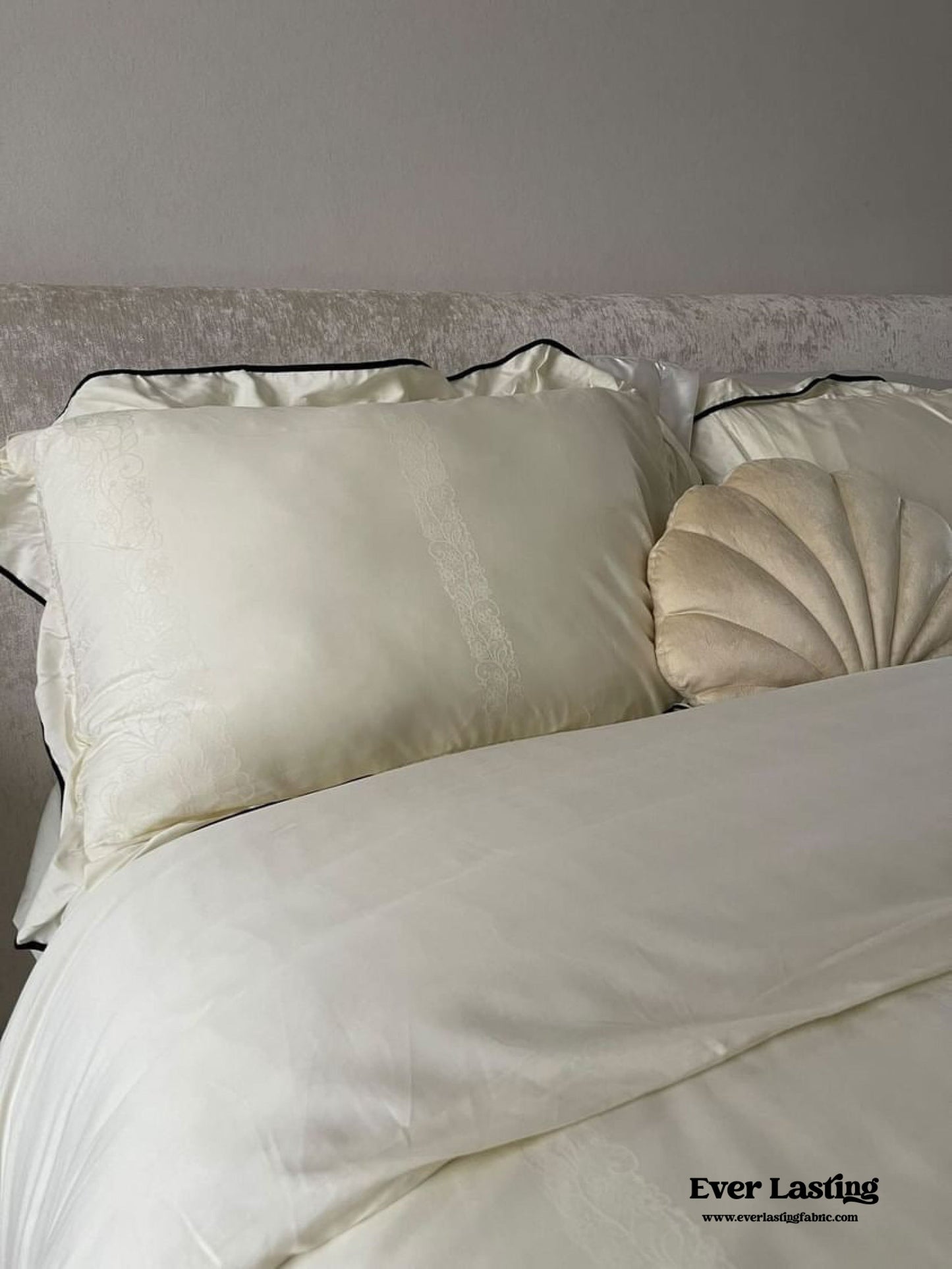 Silky Ruffle Pillowcases